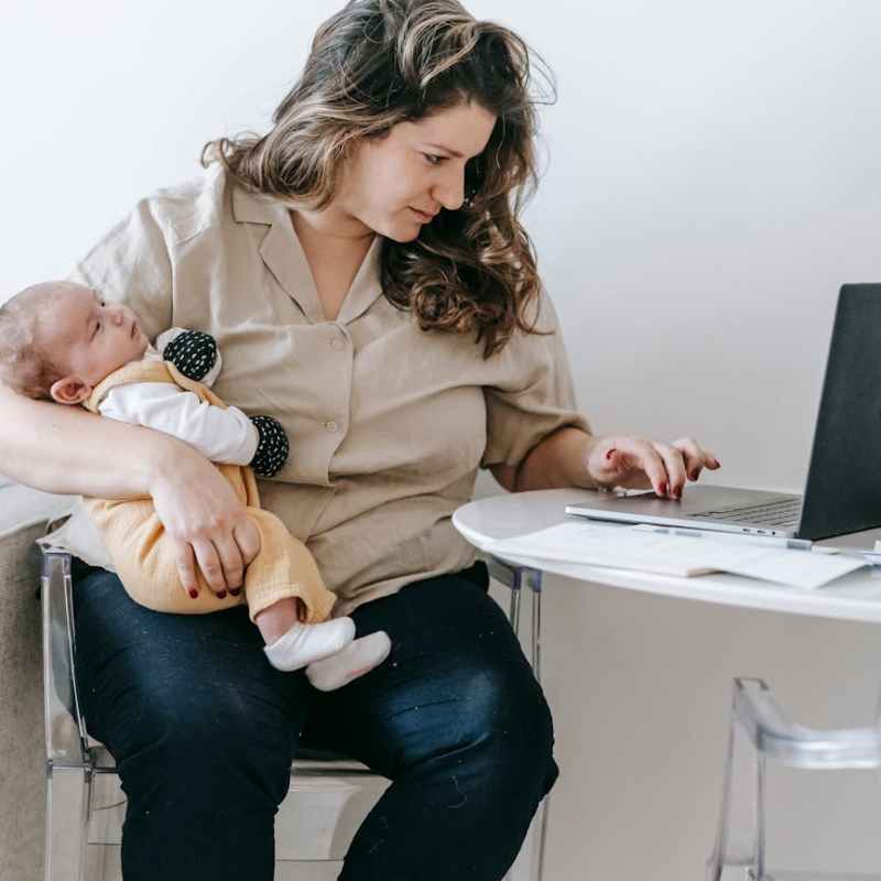 Maternity Leave Mastery: Tips for Every&nbsp;Business